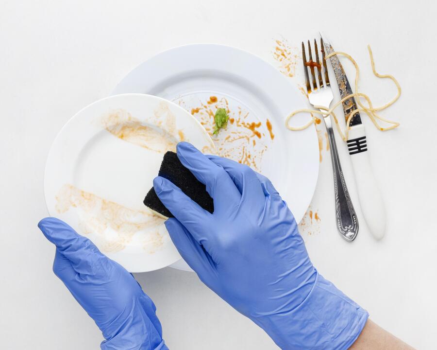 Interview with a Restaurant Owner: The Importance of Disposable Gloves